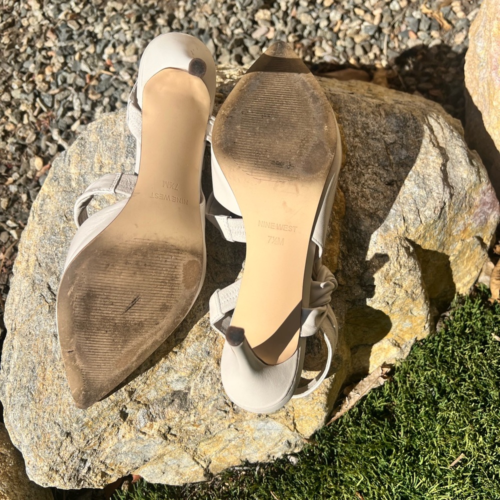Nine West 7.5 Cream leather upper Ankle Strap - Picture 8 of 9